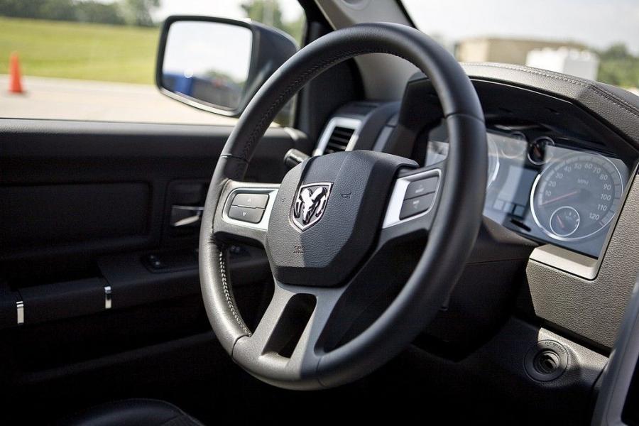  Dodge Ram 1500 RT 2009 года  (фото 20 из 30)